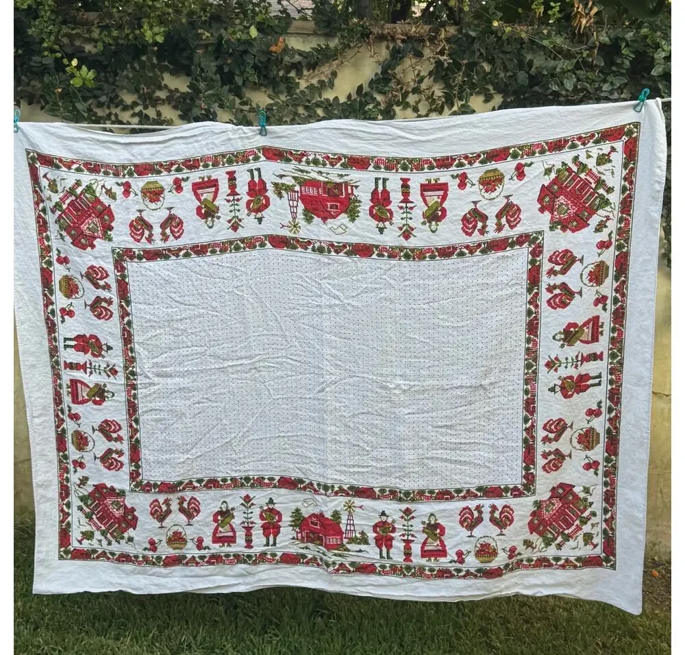 Pristine Mid Century Parisian Prints Printed Tablecloth Country Sampler 50x66
